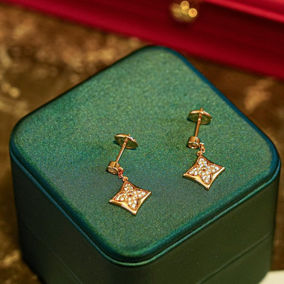 [⭐Aura]STAR DIAMONDS EARRINGS GOLD