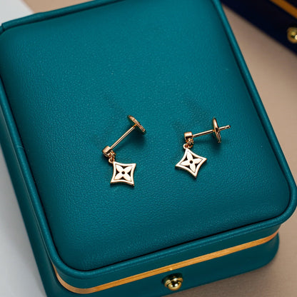 [⭐Aura]STAR EARRINGS GOLD