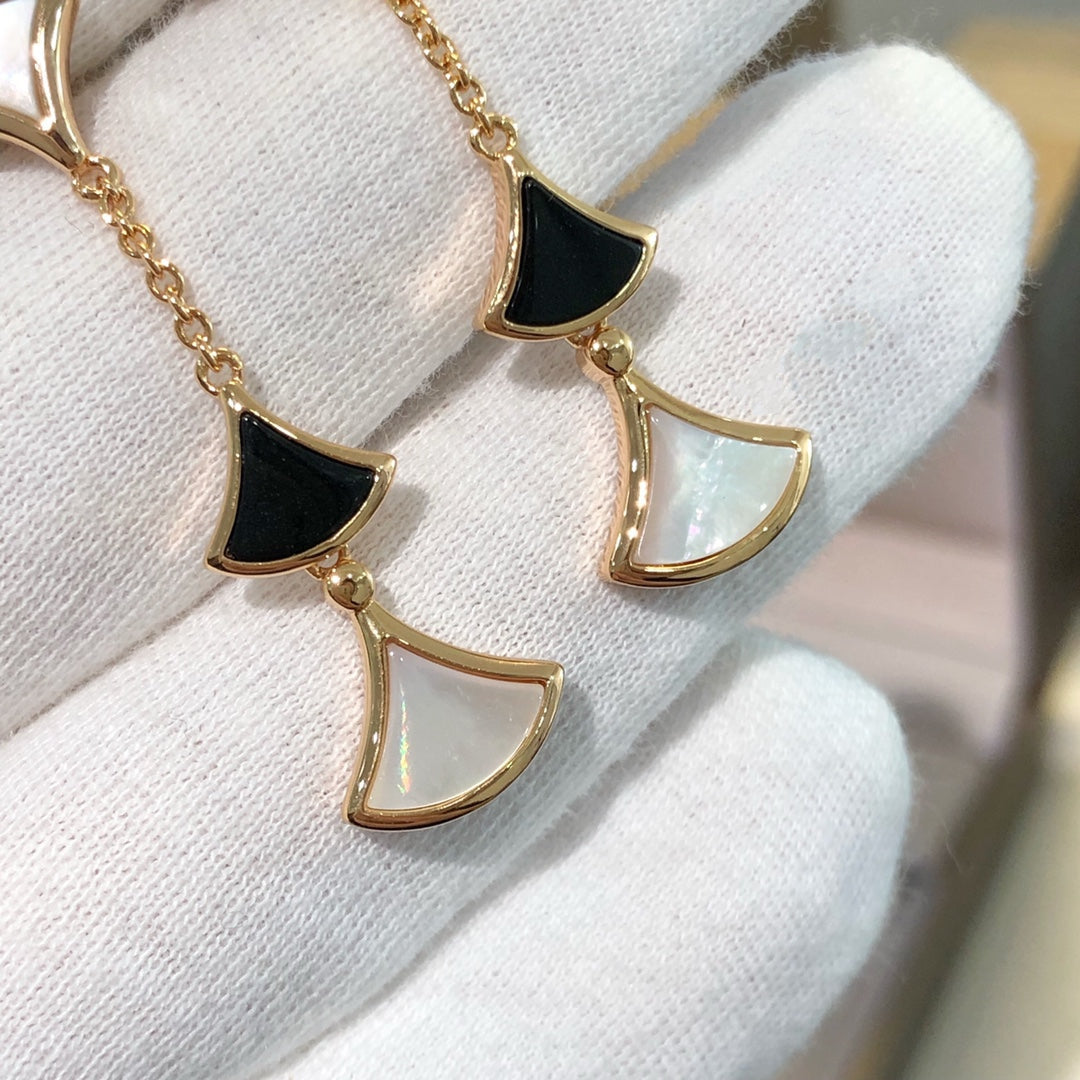 [⭐Aura]DREAM EARRINGS 3 MOTIFS ONYX MOP PINK GOLD