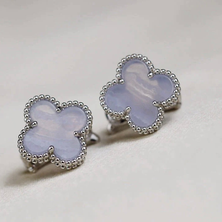 [⭐Aura]CLOVER MEDIUM 1 MOTIFS  WHITE MOP EARRINGS SILVER
