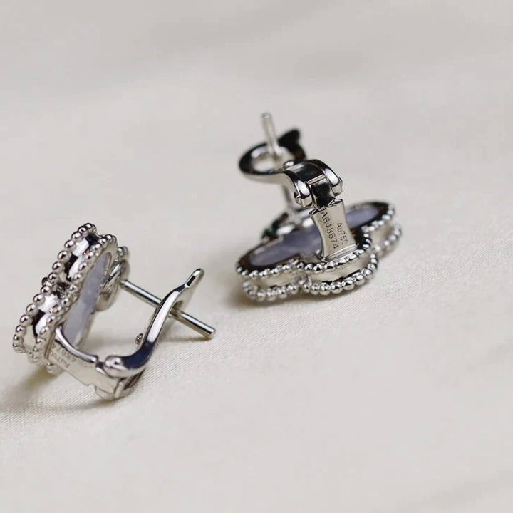 [⭐Aura]CLOVER MEDIUM 1 MOTIFS  WHITE MOP EARRINGS SILVER