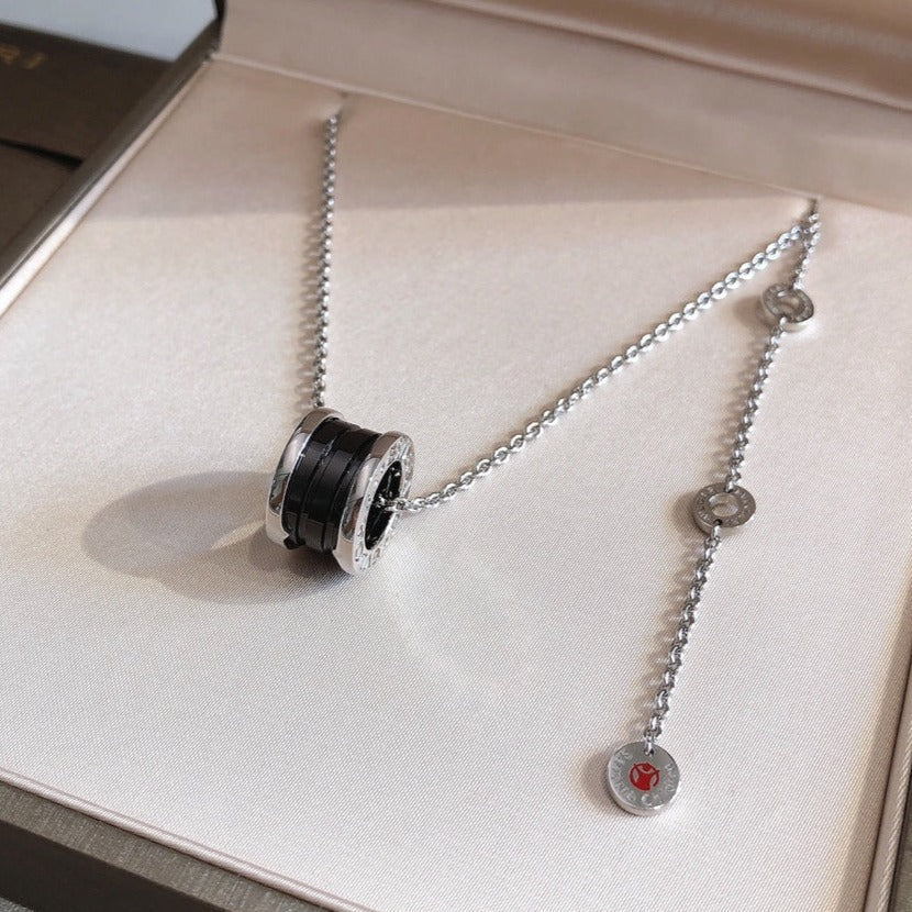 [⭐Aura]ZERO 1 BLACK CERAMIC SILVER NECKLACE