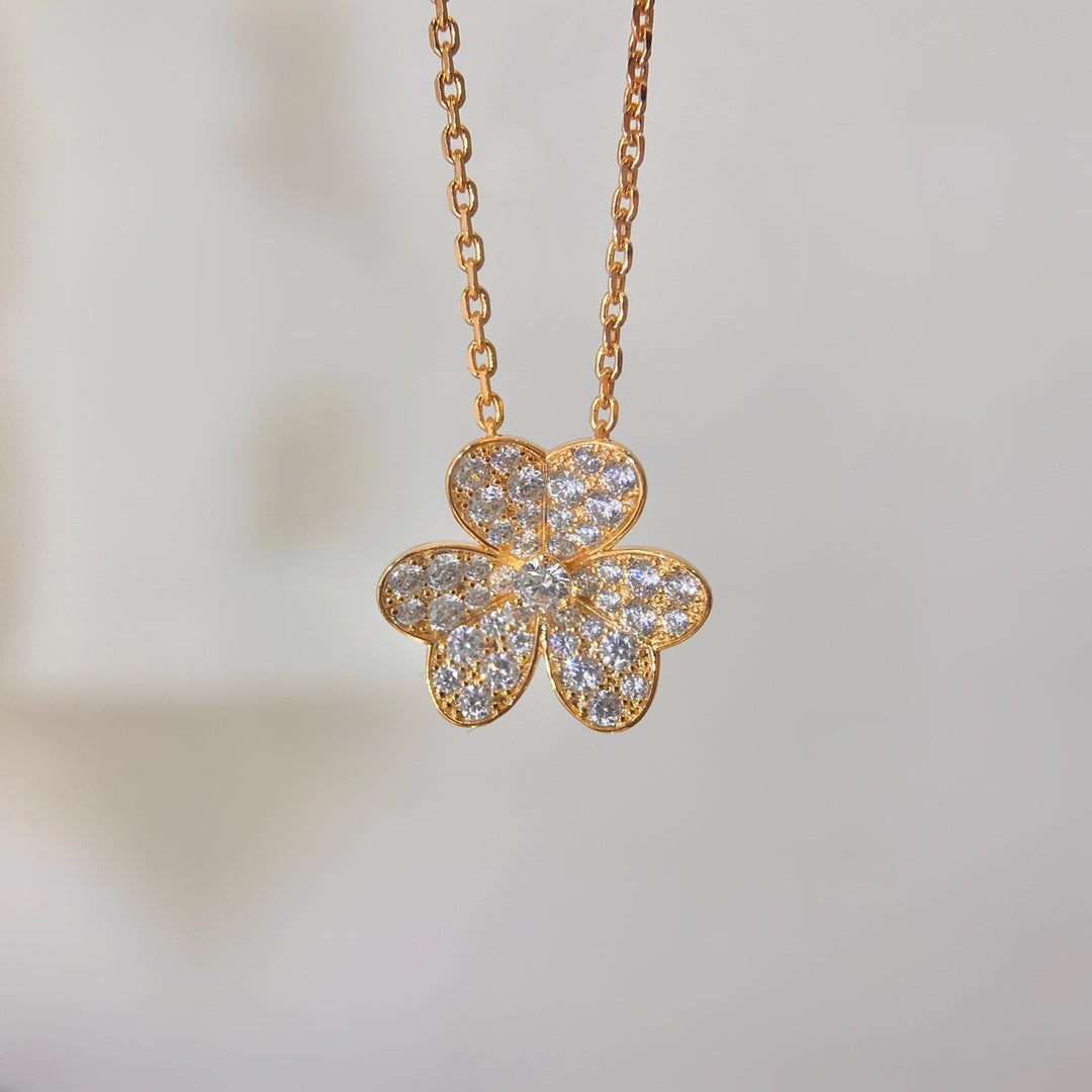 [⭐Aura]FLOWER DIAMOND NECKLACE