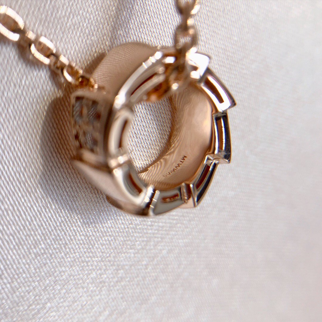 [⭐Aura]SERPENTI PEDANT DIAMOND PINK GOLD NECKLACE