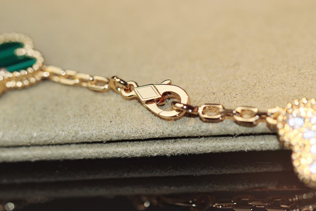 [⭐Aura]CLOVER 20 MOTIFS ONYX ROSE GOLD