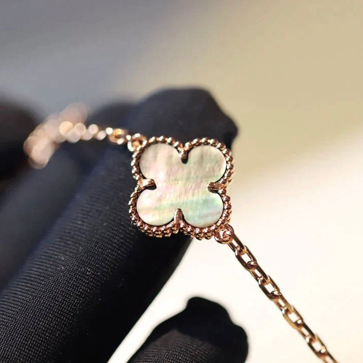 [⭐Aura]CLOVER 20 MOTIFS DARK MOP DIAMOND  NECKLACE