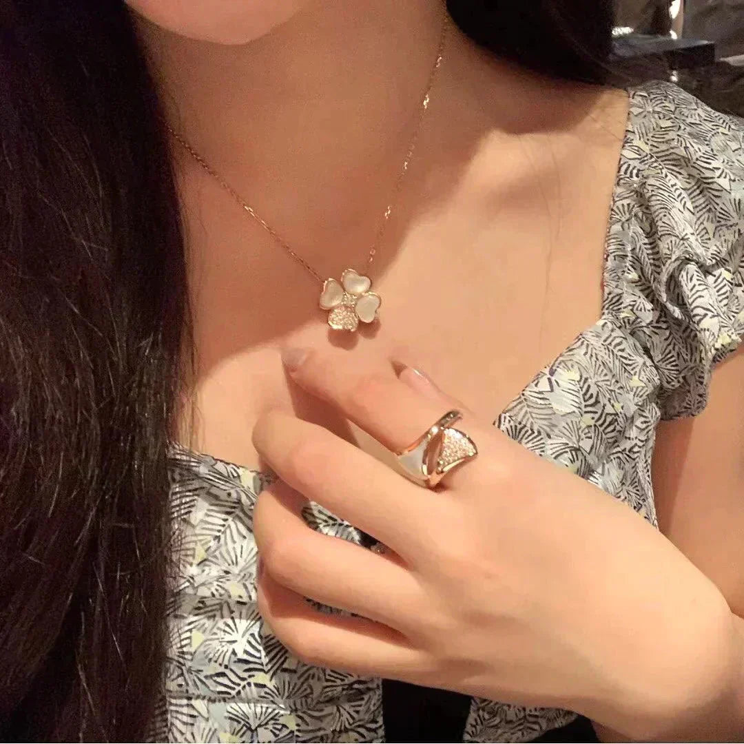 [⭐Aura]CLOVER MOP DIAMOND ROSE GOLD NECKLACE