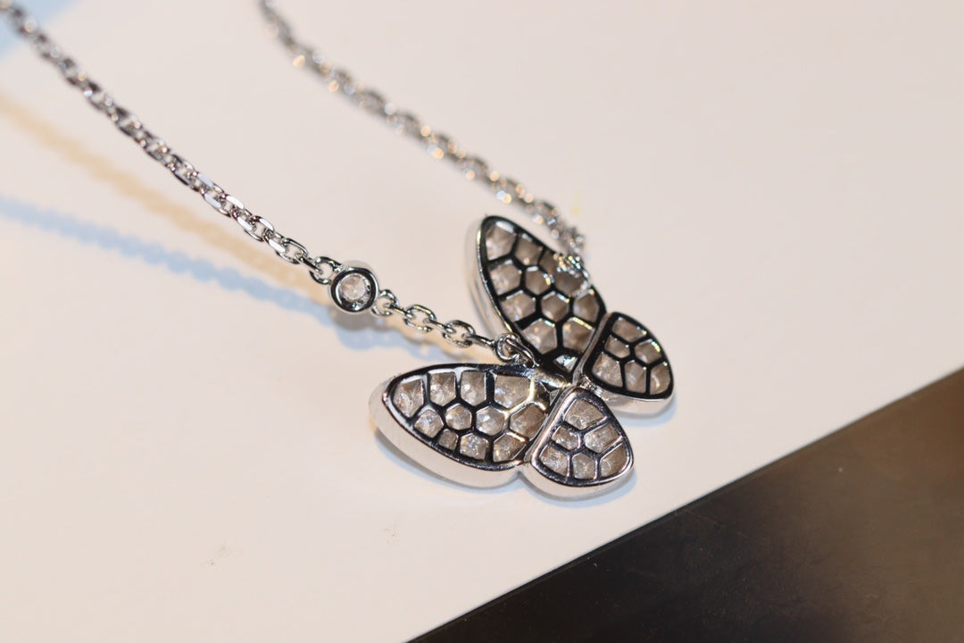 [⭐Aura]BUTTERFLY DIAMOND NECKLACE