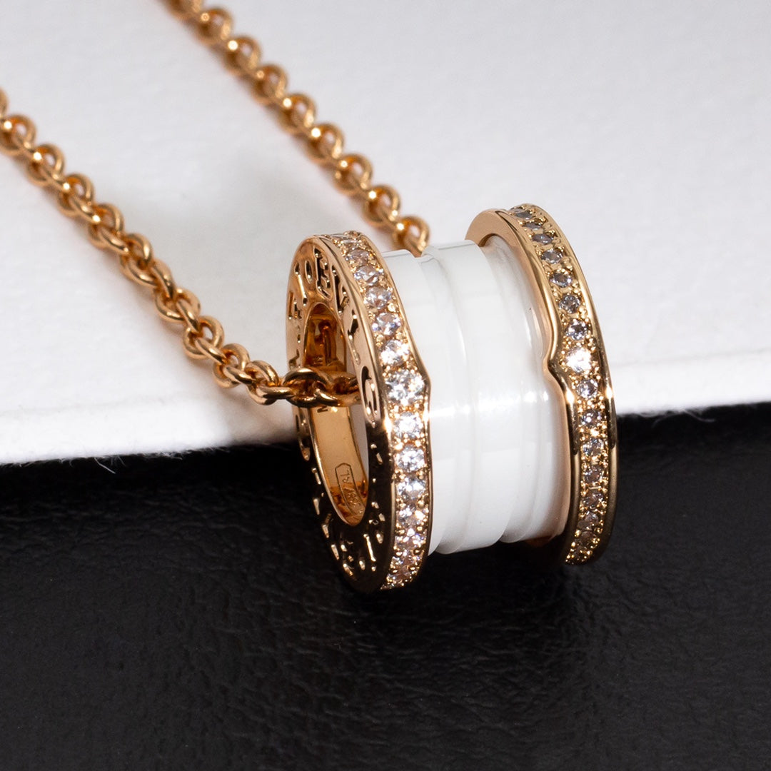 [⭐Aura]ZERO 1 WHITE CERAMIC PINK GOLD DIAMOND NECKLACE