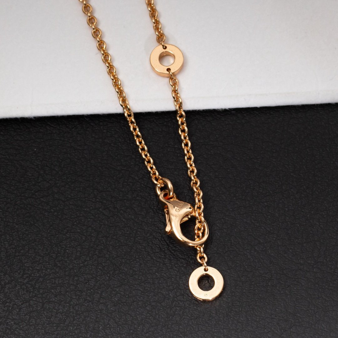 [⭐Aura]ZERO 1 WHITE CERAMIC PINK GOLD DIAMOND NECKLACE