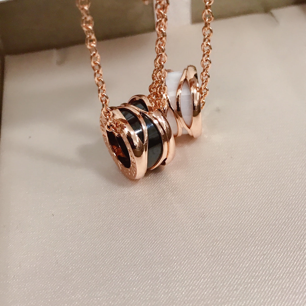 [⭐Aura]ZERO 1 FOUR BAND PINK GOLD CERAMIC