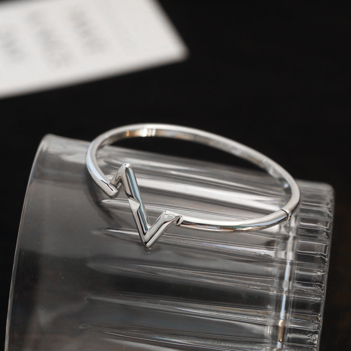 [⭐Aura]VOLTE UPSITE DOWN BRACELET