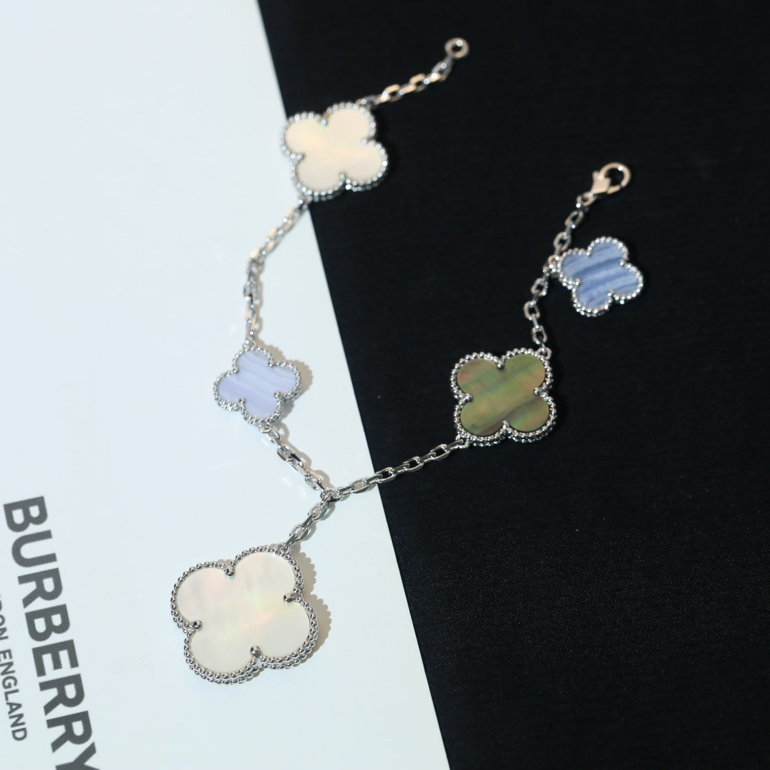 [⭐Aura]CLOVER BRACELET 5 MOTIFS MOP CHALCEDONY SILVER