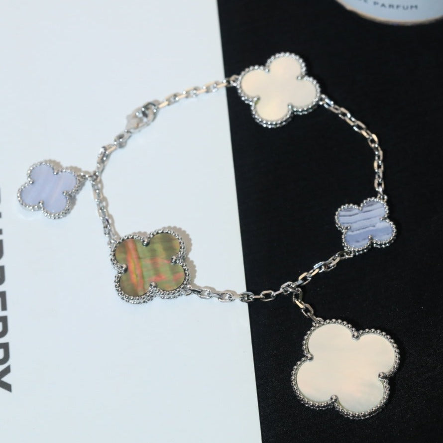 [⭐Aura]CLOVER BRACELET 5 MOTIFS MOP CHALCEDONY SILVER