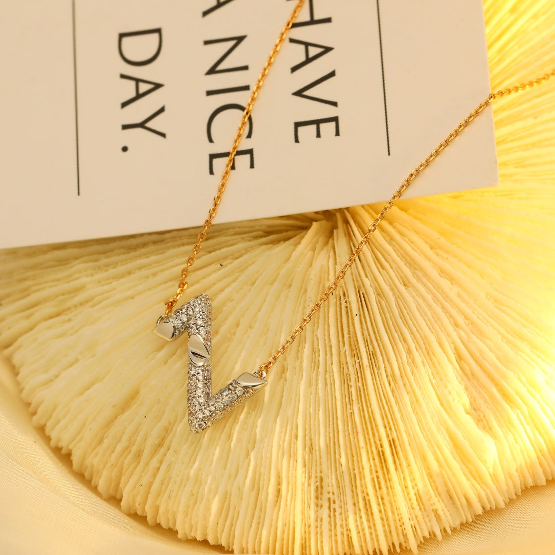[⭐Aura]VOLT SILVER DIAMOND PEDANT NECKLACE