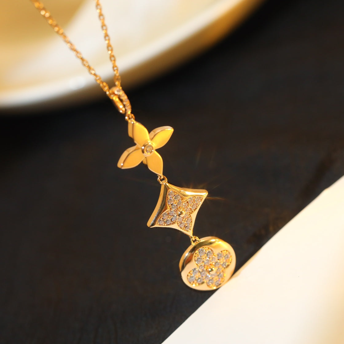 [⭐Aura]STAR AND SUN DIAMOND PINK GOLD NECKLACE