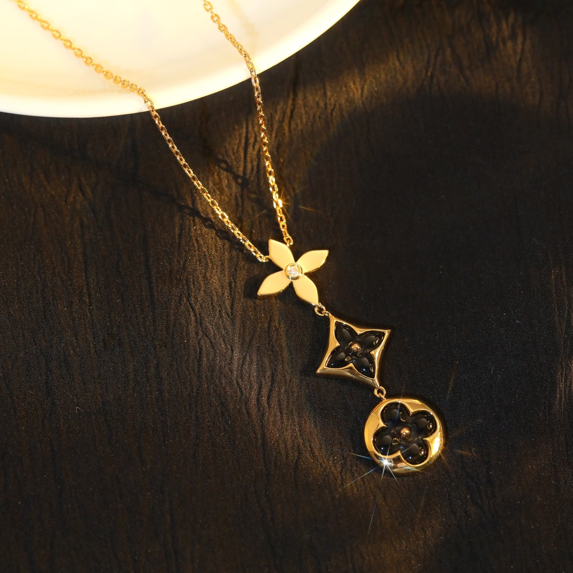 [⭐Aura]STAR AND SUN ONYX PINK GOLD NECKLACE