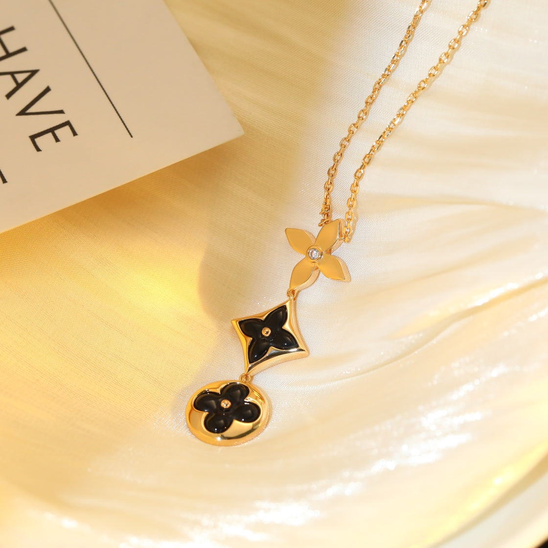 [⭐Aura]STAR AND SUN ONYX PINK GOLD NECKLACE