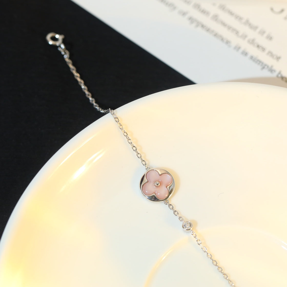[⭐Aura]SUN MOTIF PINK MOP SILVER BRACELET