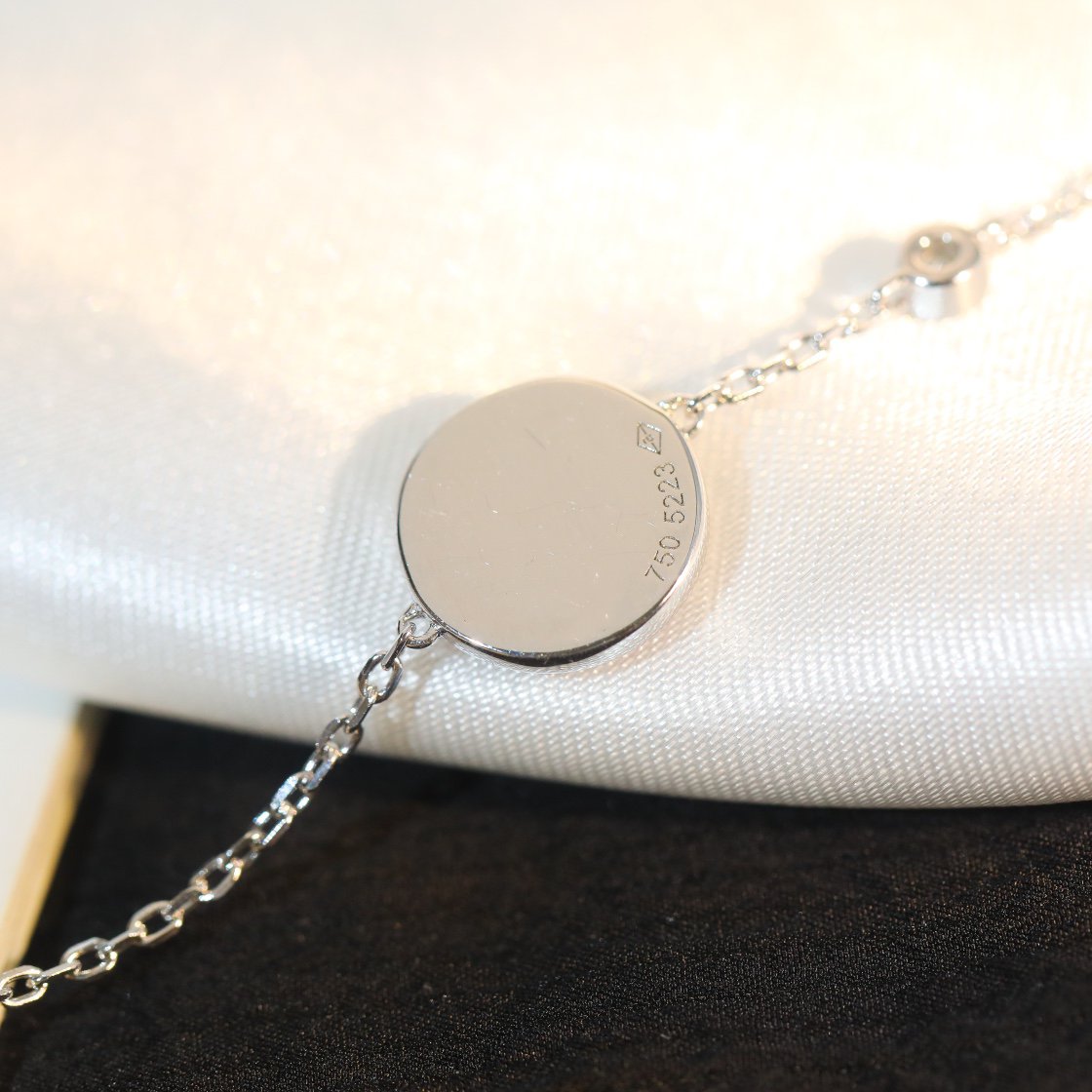 [⭐Aura]SUN MOTIF PINK MOP SILVER BRACELET