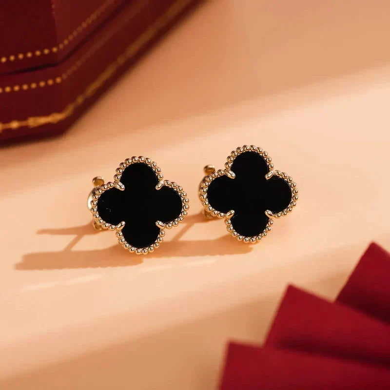 [⭐Aura]CLOVER MEDIUM 1 MOTIFS  ONYX STUD EARRINGS