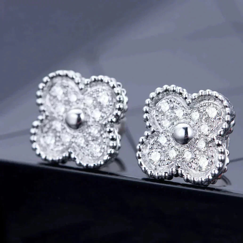 [⭐Aura]CLOVER 1 MOTIFS DIAMOND STUD EARRINGS SILVER