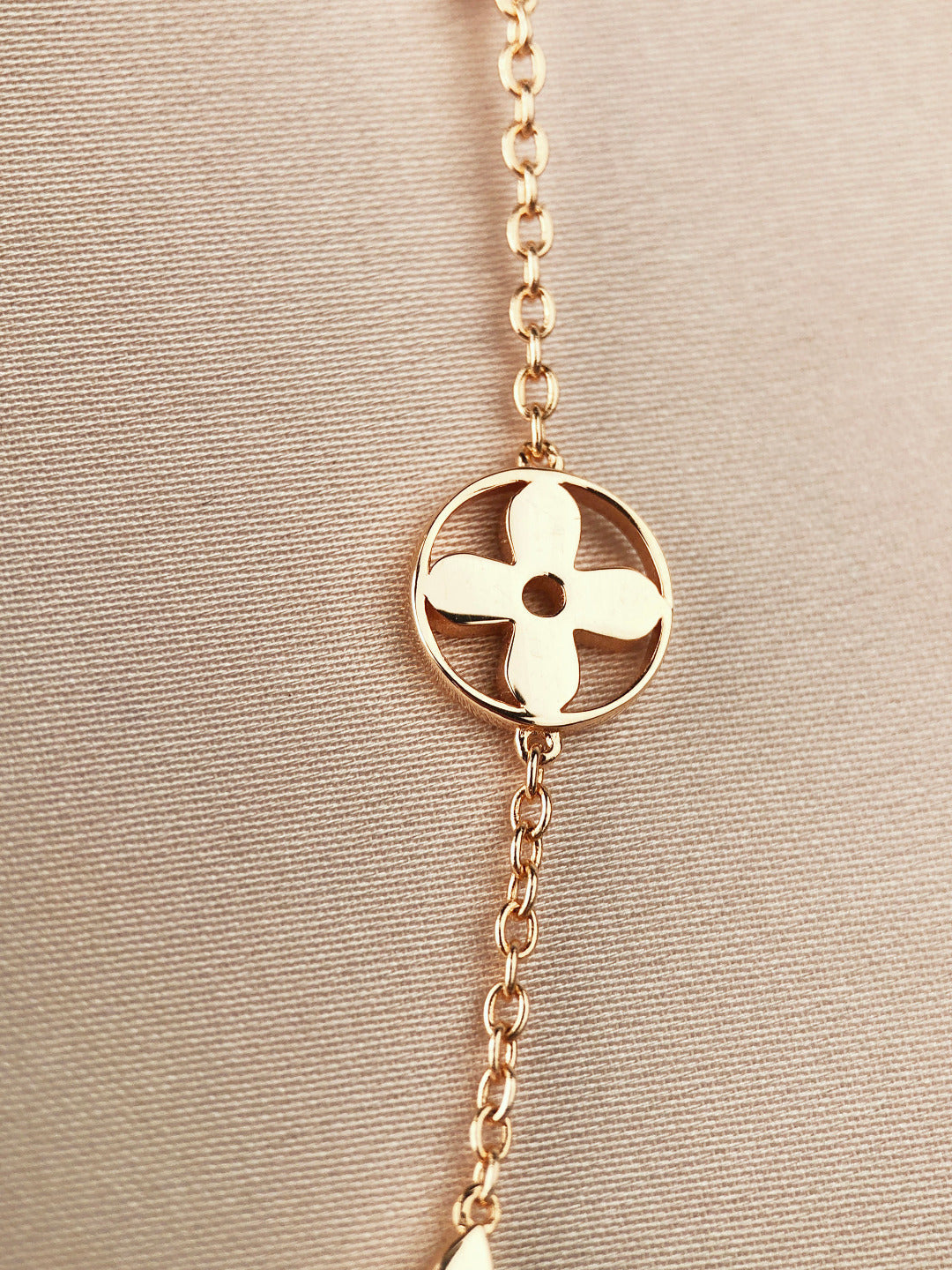 [⭐Aura]STAR AND SUN 7 MOTIFS GOLD BRACELET