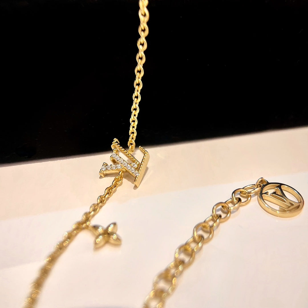 [⭐Aura]LOGO STAR MOTIF GOLD BRACELET