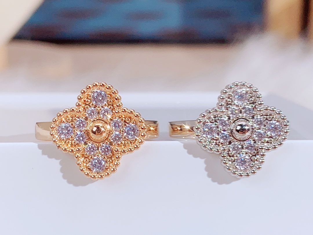 [⭐Aura]CLOVER DIAMOND RING