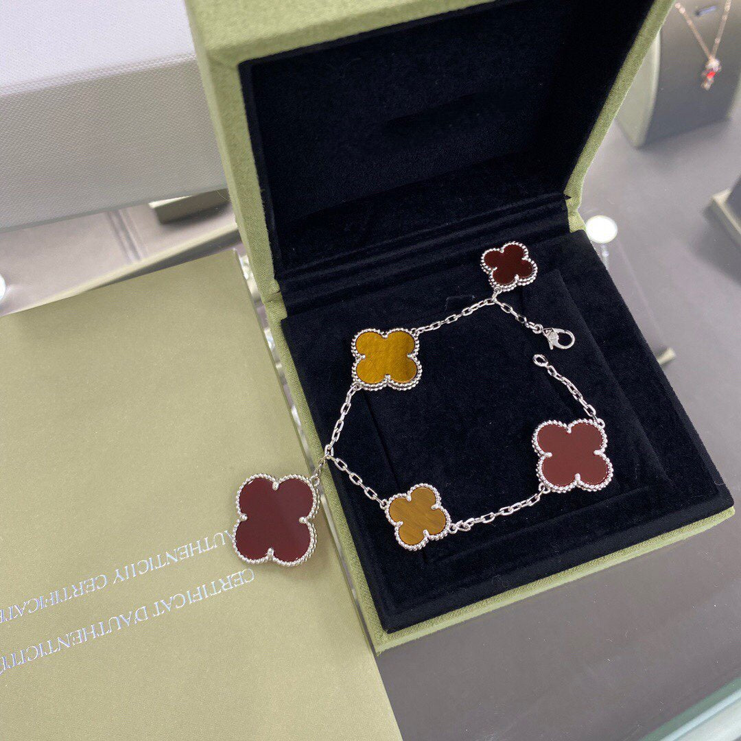 [⭐Aura]CLOVER 5 MOTIFS SIVLER CARNELIAN TIGER EYE BRACELET