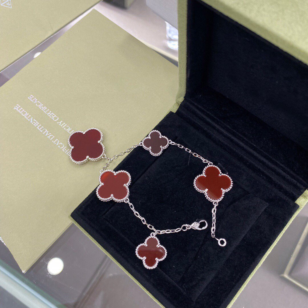 [⭐Aura]CLOVER 5 MOTIFS SIVLER CARNELIAN BRACELET
