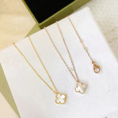 [⭐Aura]CLOVER MINI 9.5MM WHITE MOTHER-OF-PEARL NECKLACE