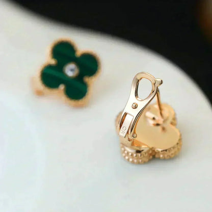 [⭐Aura]CLOVER MEDIUM 1 MOTIFS MALACHITE DIAMOND EARRINGS