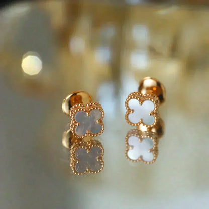 [⭐Aura]CLOVER MINI 9.5MM WHITE MOP EARRINGS