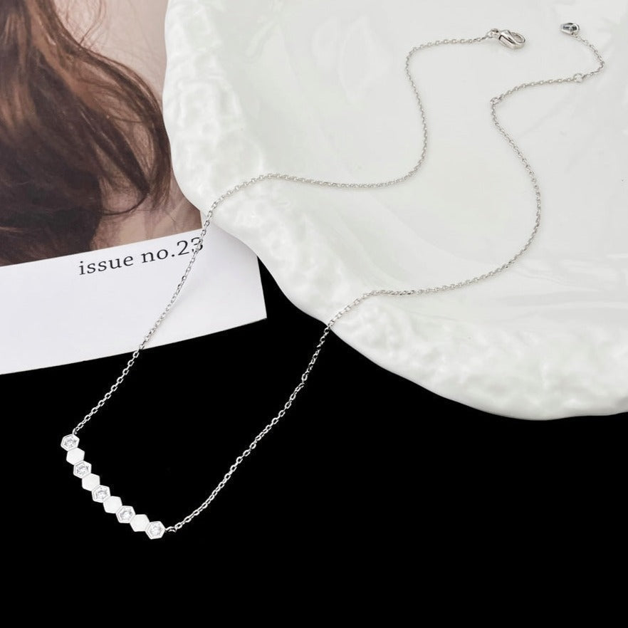 [⭐Aura]BEE MY LOVE DIAMOND NECKLACE