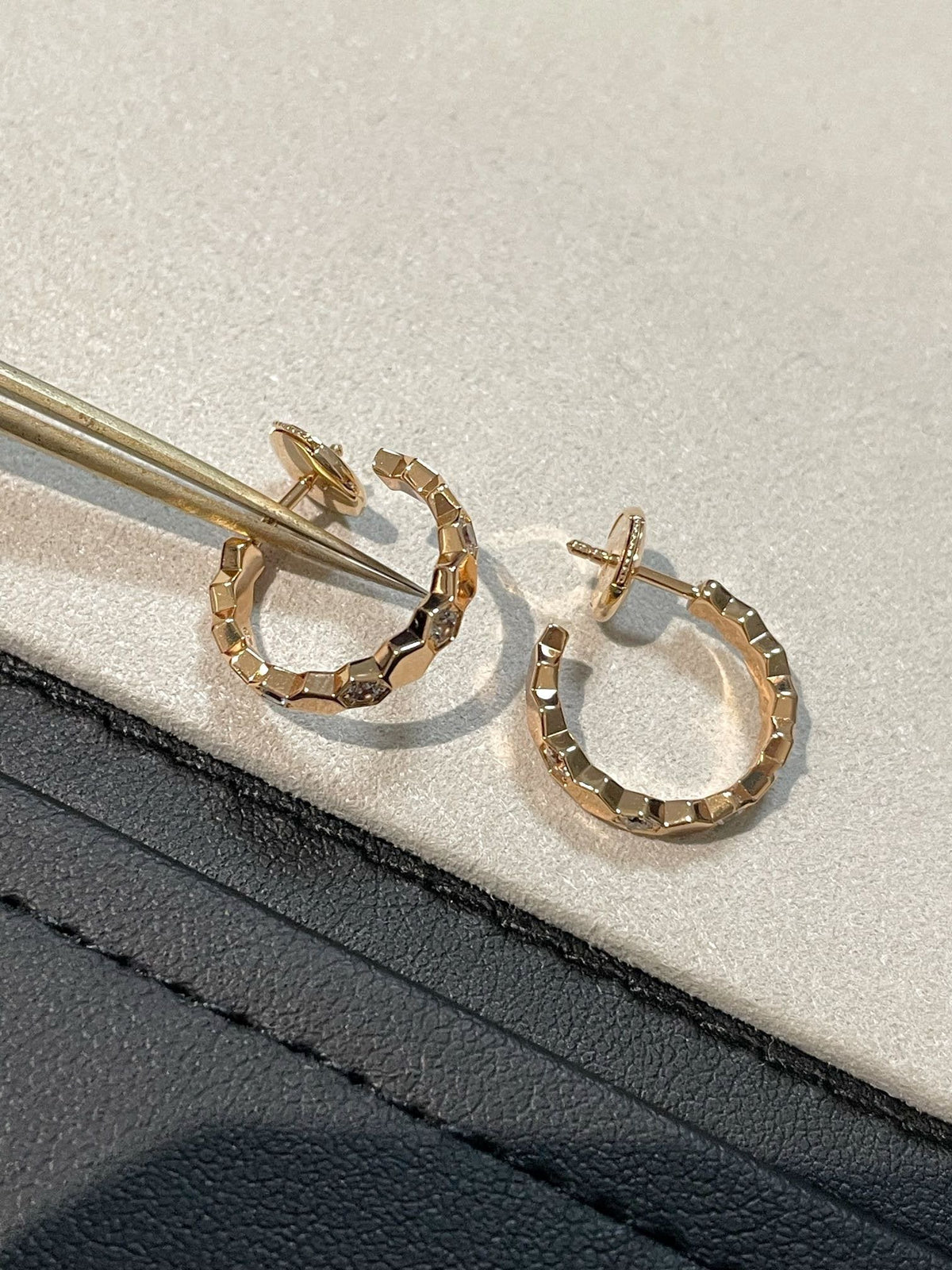 [⭐Aura]Hollow Design Four-Leaf Clover Flower Shape Ring