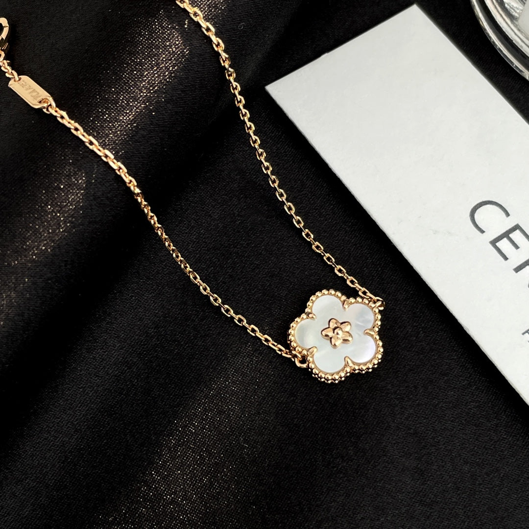 [⭐Aura]LUCKY SPRING ROSE GOLD MOP BRACELET
