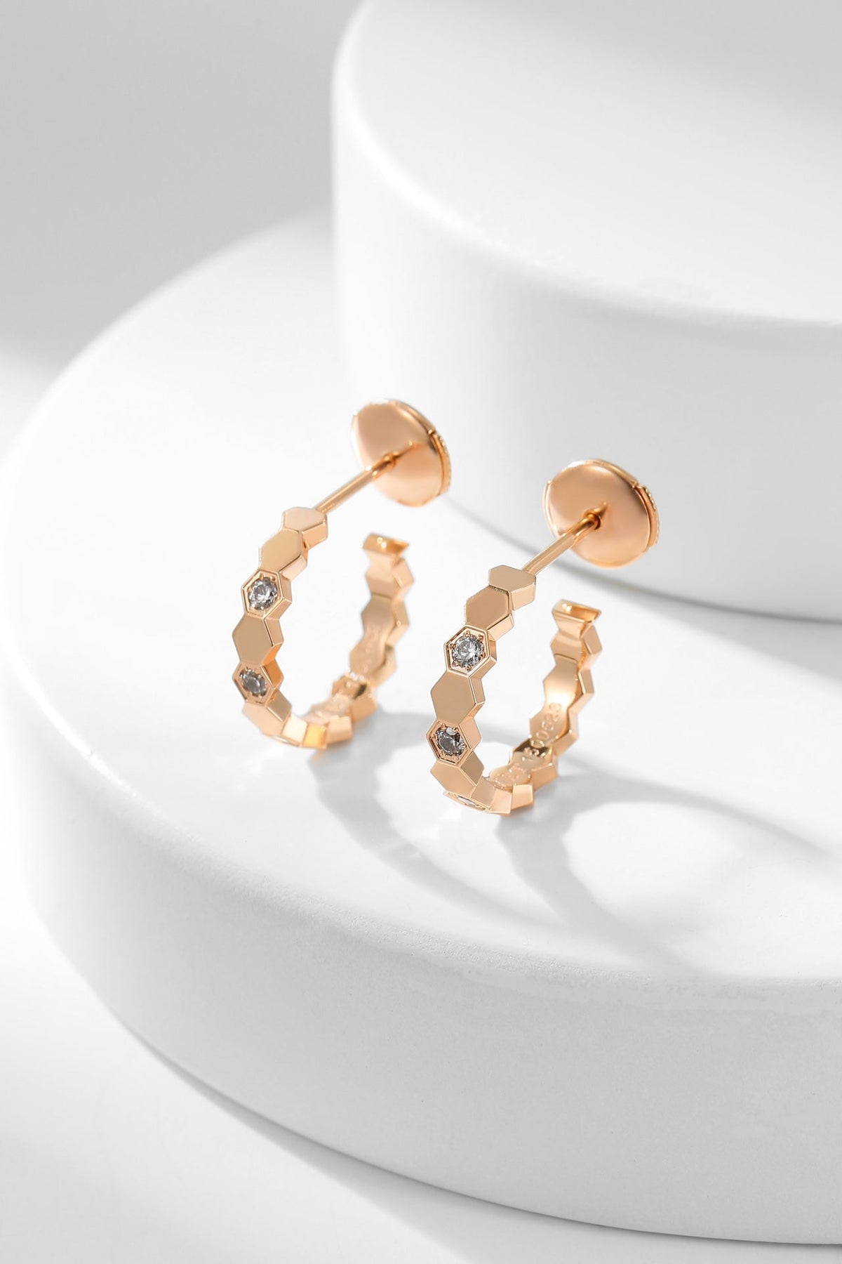 [⭐Aura]BEE LOVE DIAMOND HOOP EARRINGS
