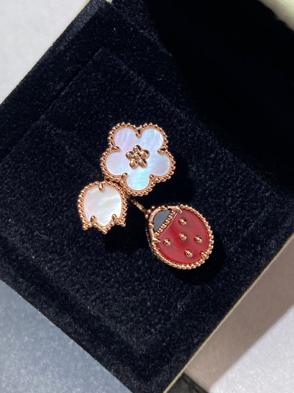 [⭐Aura]LUCKY 3 MOTIF ROSE GOLD RING