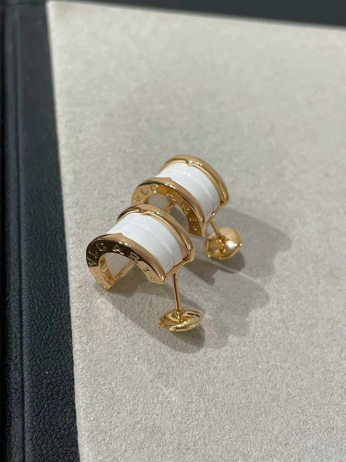 [⭐Aura]ZERO 1 PINK GOLD CERAMIC EARRINGS