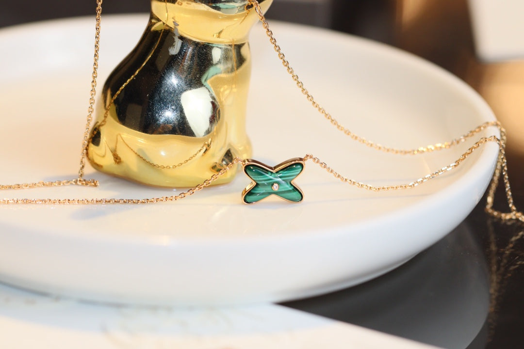 [⭐Aura]JEUX MALACHITE 1 DIAMOND PINK GOLD NECKLACE
