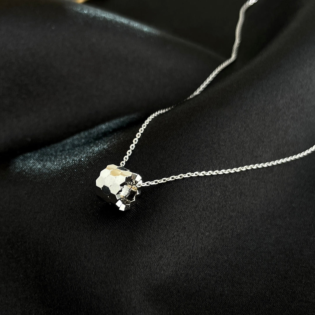 [⭐Aura]BEE MINI NECKLACE