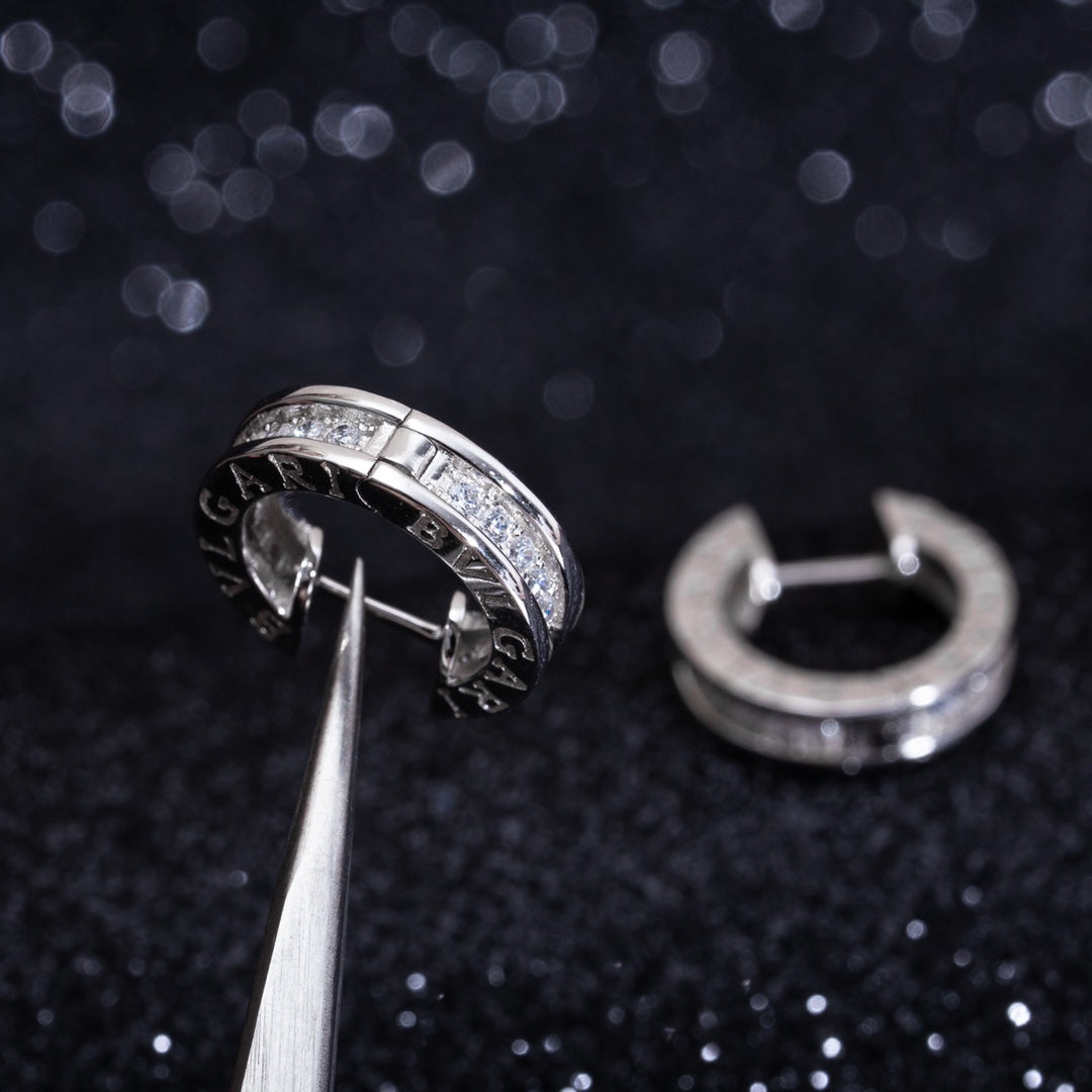 [⭐Aura]ZERO 1 MINI SILVER DIAMOND EARRINGS