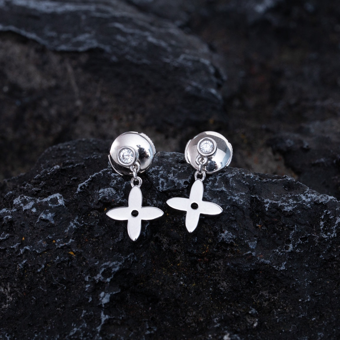 [⭐Aura]VIDYLLE SILVER DIAMOND MINI DROP EARRINGS