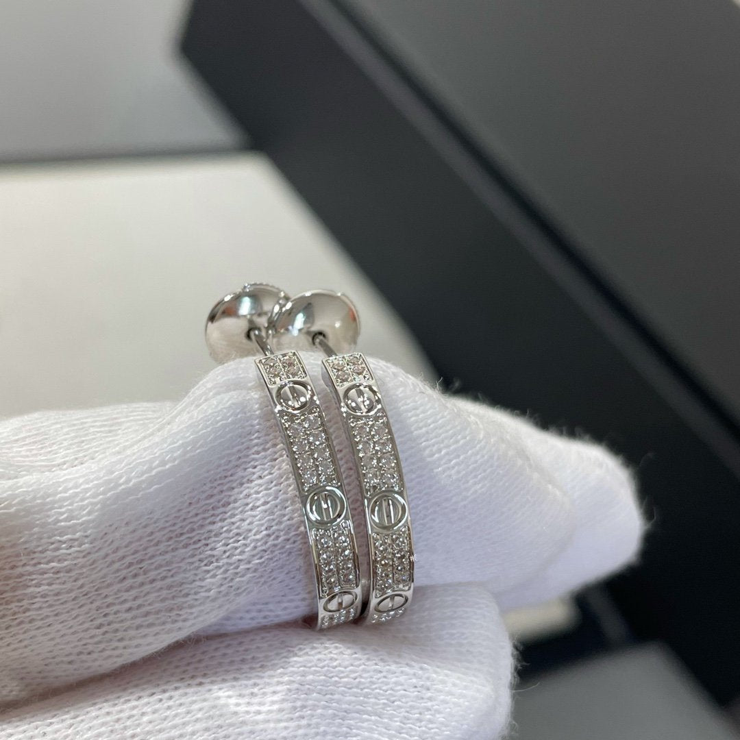 [⭐Aura]LOVE DIAMOND SILVER HOOP EARRINGS