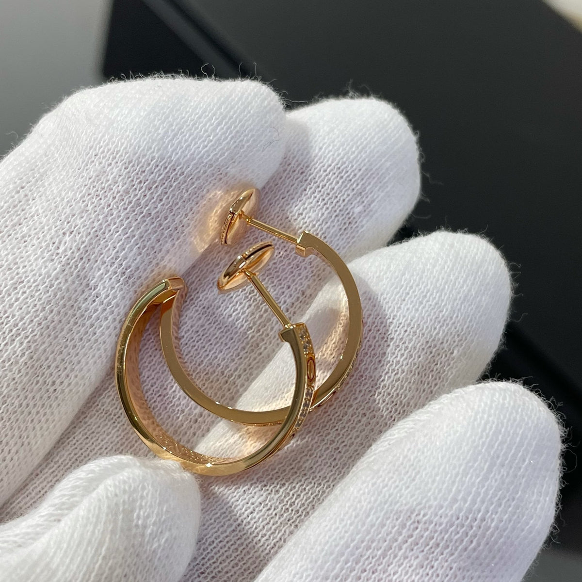 [⭐Aura]LOVE DIAMOND PINK GOLD HOOP EARRINGS