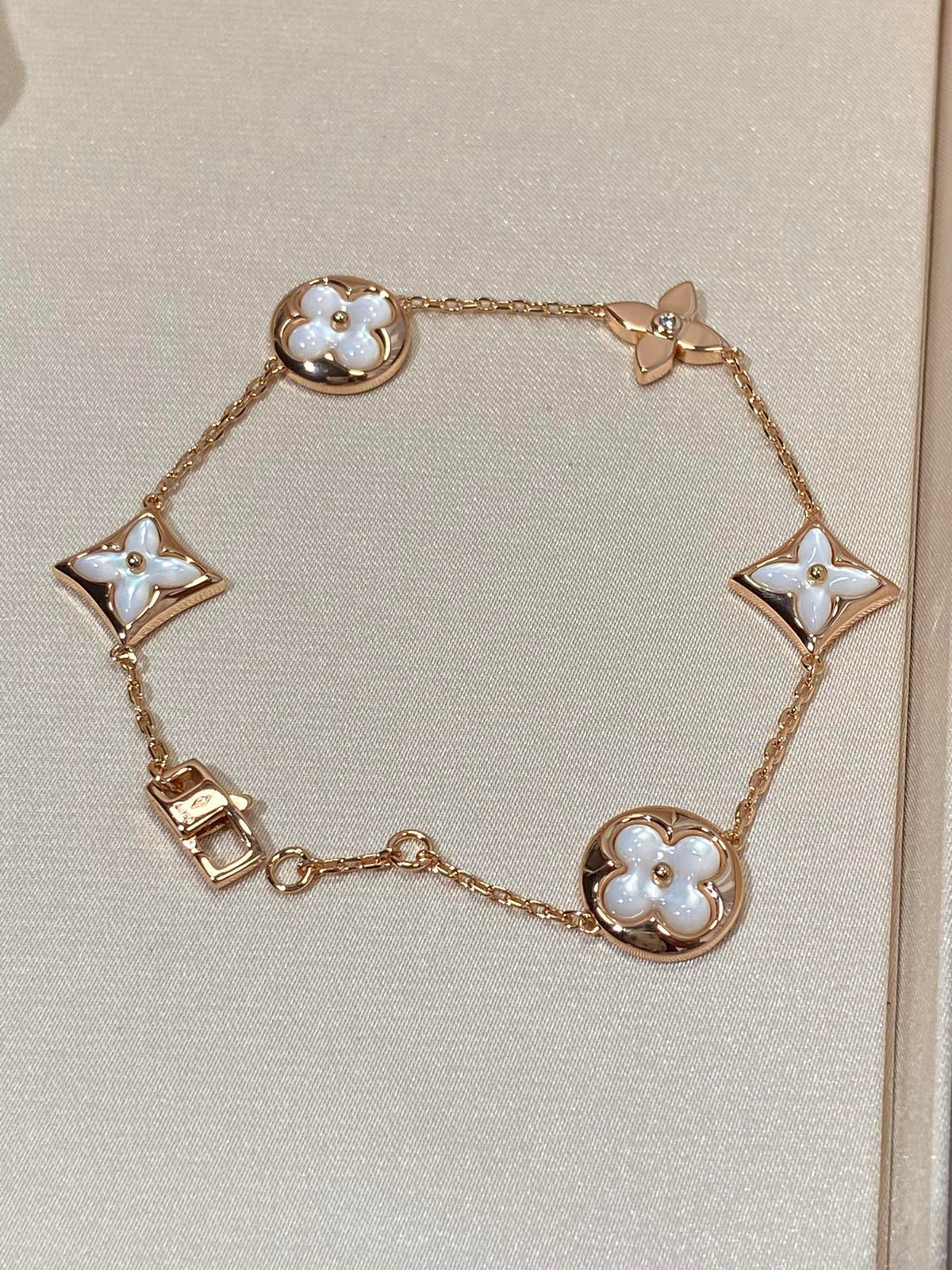 [⭐Aura]STAR AND SUN 5 MOTIF MOP PINK GOLD BRACELET