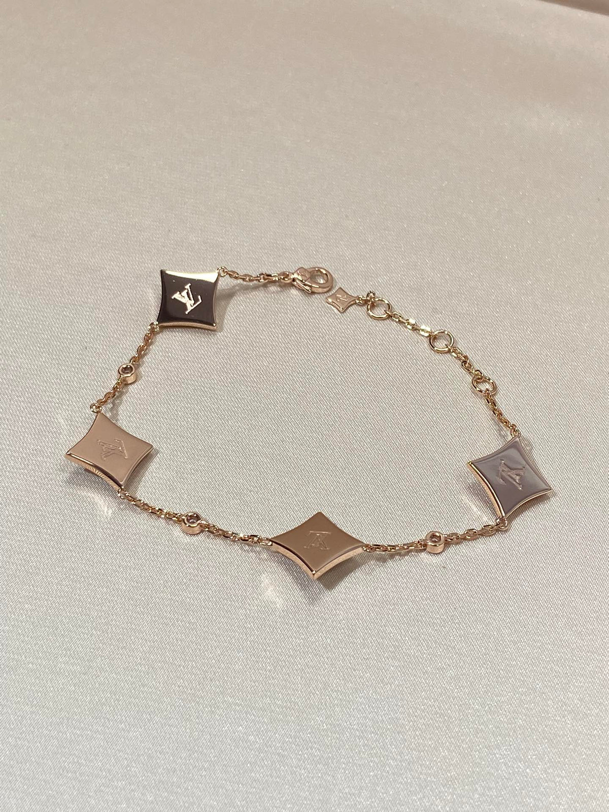 [⭐Aura]STAR 4 MOTIF MOP DIAMOND PINK GOLD BRACELET