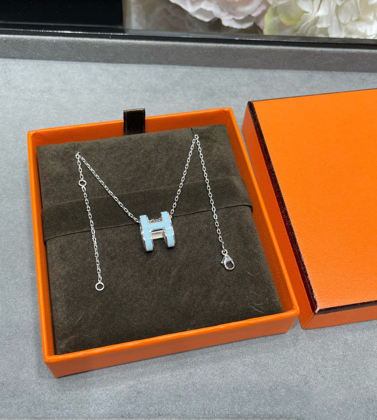 [⭐Aura]POP H SKY BLUE NECKLACE