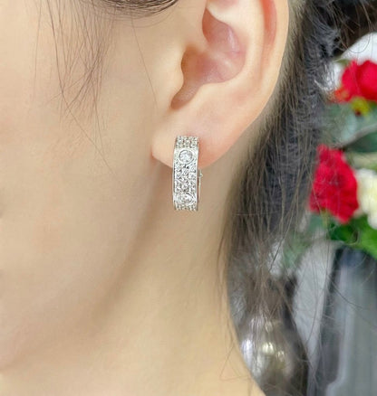 [⭐Aura]LOVE 5.5MM DIAMOND PAVED EARRINGS